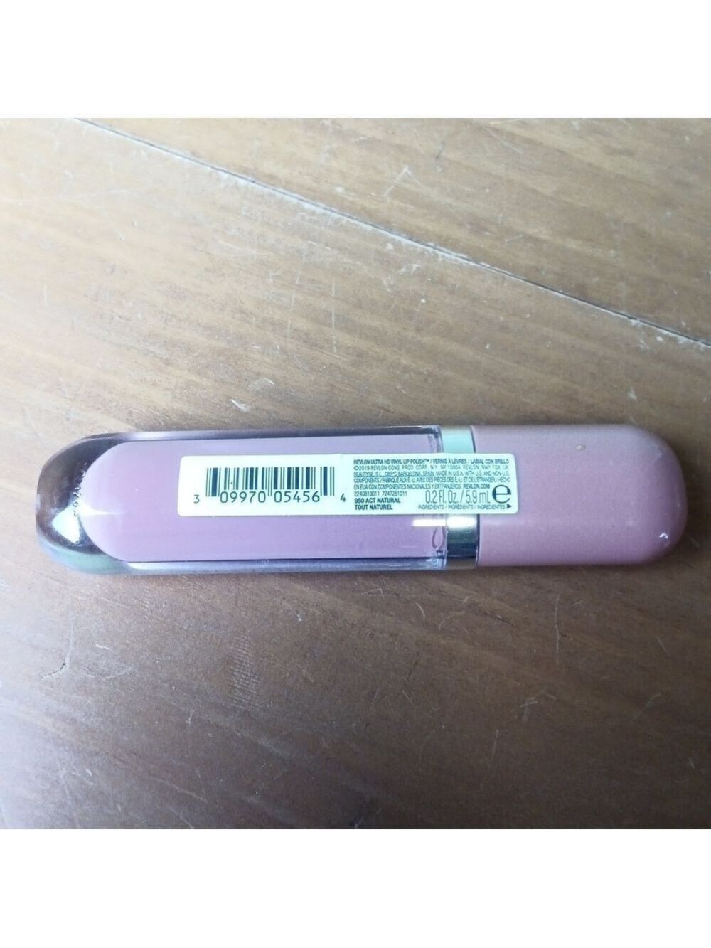 Revlon Ultra HD Vinyl Lip Polish in Act Natural 950 - Picture 2 of 2